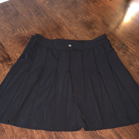 Athleta Large Black Pleated Seam Tie Waist Athletic Stretchy Skirt Skort - Picture 7 of 9